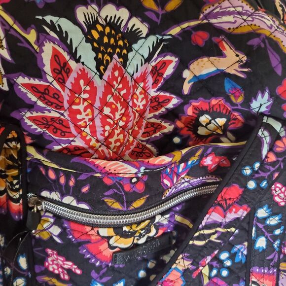 Vera Bradley Small Travel Duffel Maplewood Forest 16.5" X 8" X 6" Adjustable - Picture 9 of 16